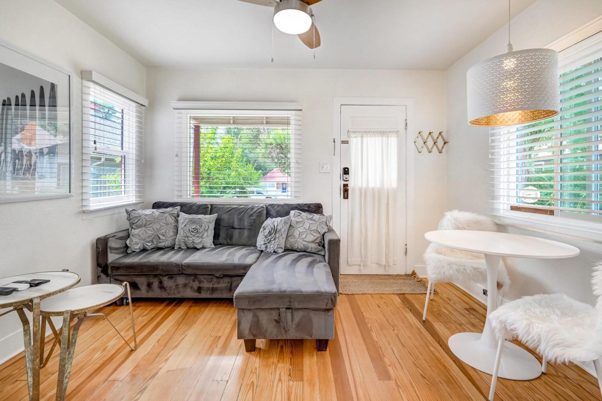 Vila Vintage Tiny House Cute 1Bdrm Big Appeal Colorado Springs Exteriér fotografie